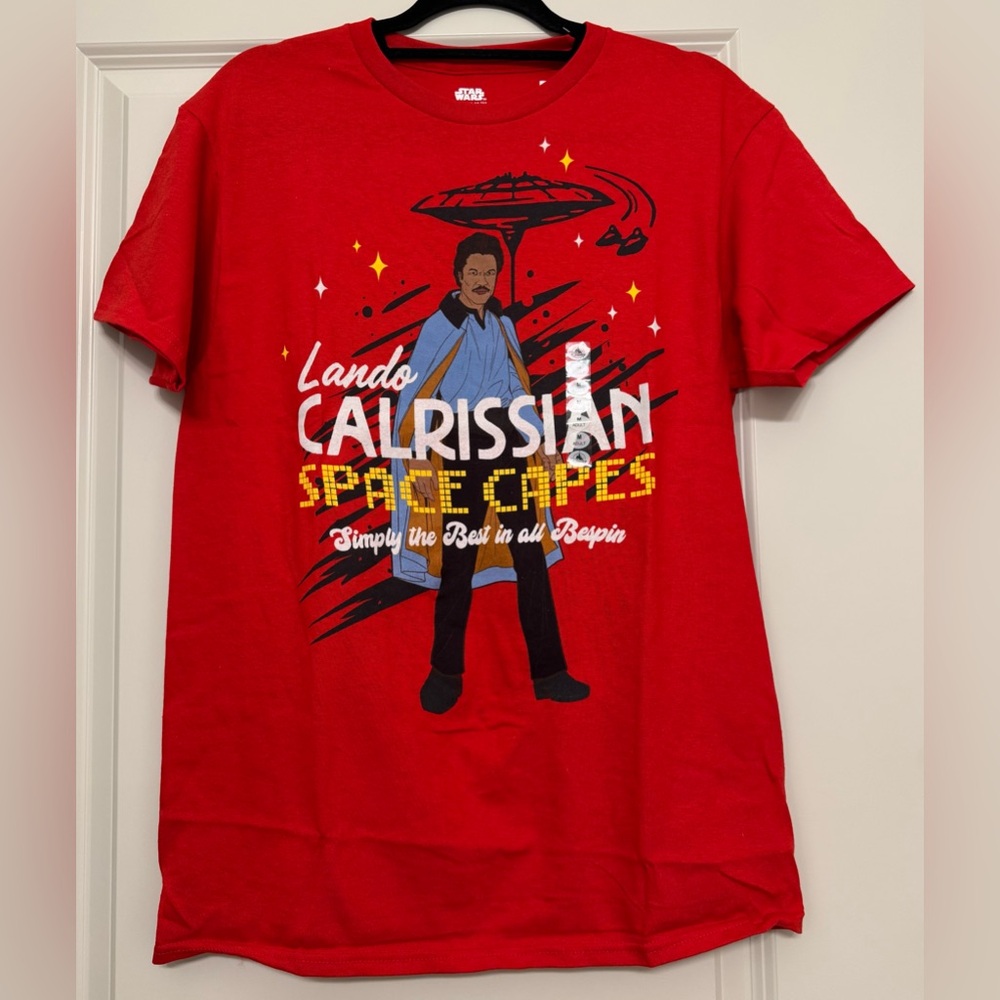 NWT Star Wars Lando Calrissian Space Capes T-Shirt Red Medium - Picture 1 of 7